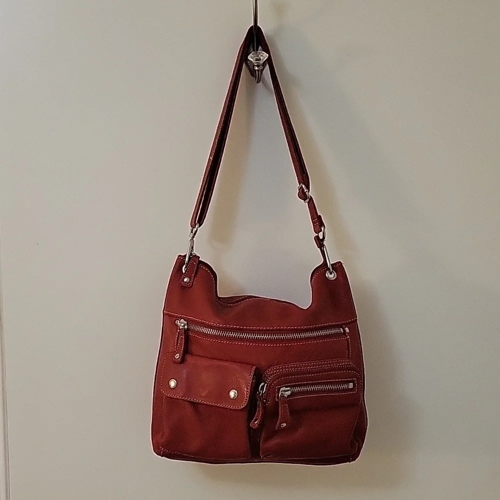 VTG FOSSIL 1990s Sutter Tomato Red Soft Pebbled Leather Hobo Bag